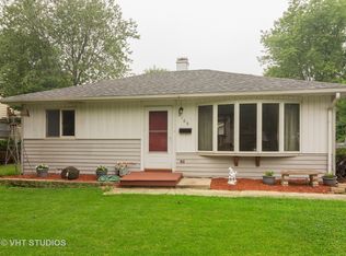 2109 Flicker Ln, Rolling Meadows, IL 60008