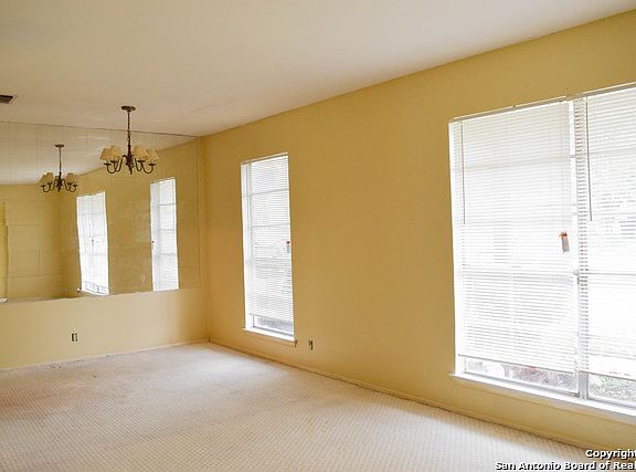 4th image of 9402 Five Forks St
