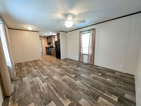 4th image of 527 Del Vista Dr