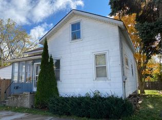 1225 21st St, Two Rivers, WI 54241