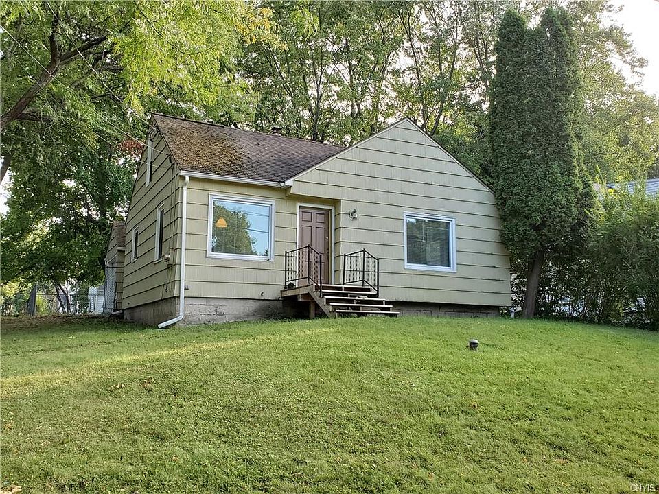 1st image of 258 Delray Ave