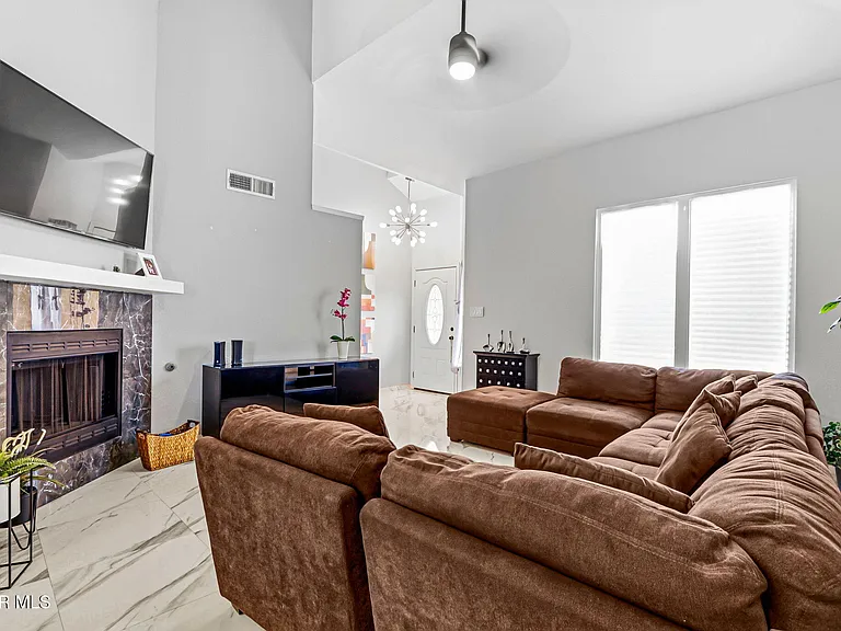1117 Sun Shadow Dr — Photo 11