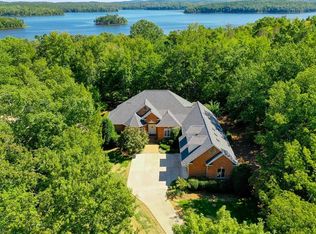 2123 Southpoint Ln, New London, NC 28127