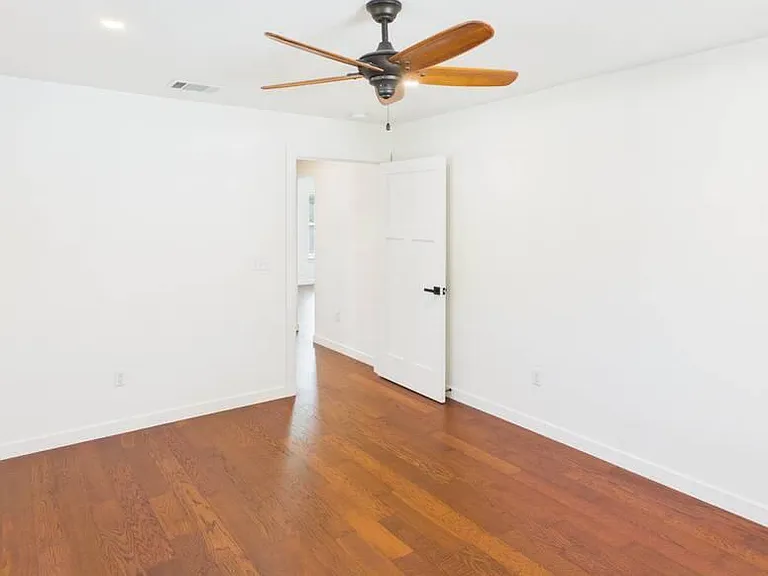 313 Fulton St — Photo 14