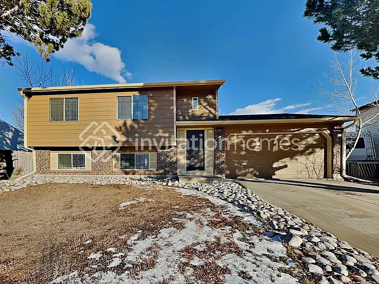 12150 Bellaire St — Photo 1
