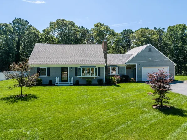 11 Captain Prestons Road, Dennis, MA 02638