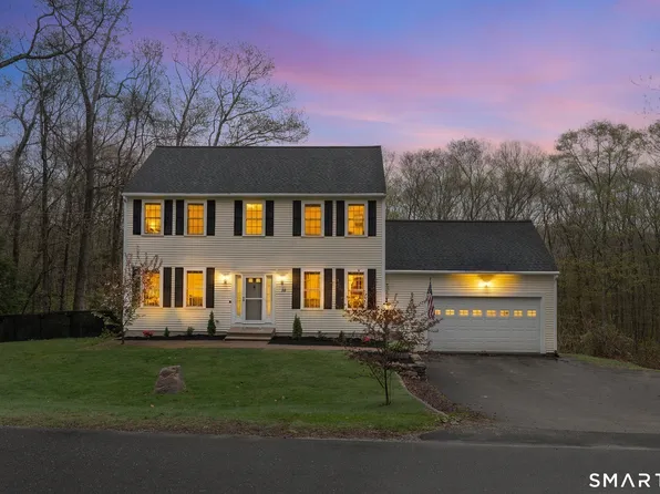 35 Lebanon Hill Road, Woodstock, CT 06281
