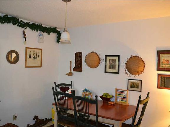 4th image of 3890 Villa Rose Ln