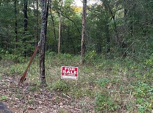 4 Country Club Ln, Clarksville, AR 72830