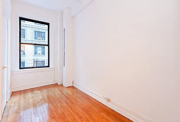 Rented by Ben & Company Inc. | media 4