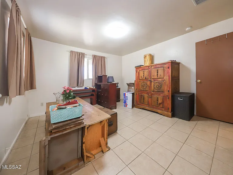 201 W Borrego St — Photo 10