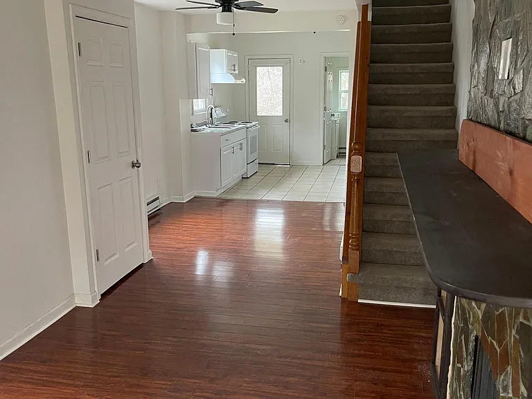209 Church St — Photo 2