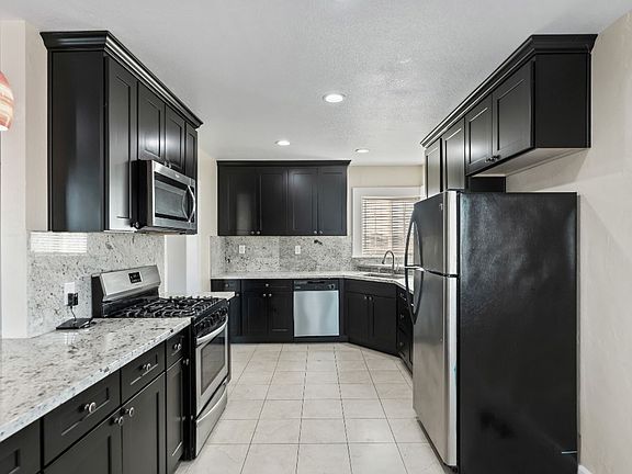 4th image of 1343 State St