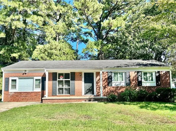 1223 Pineglen Dr, Riverdale, GA 30296