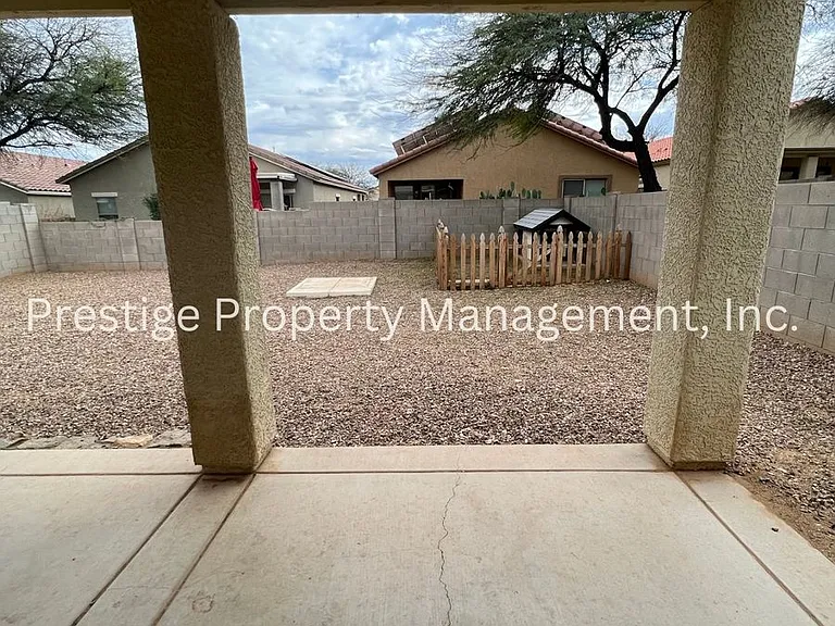 81 W Calle Guija — Photo 21