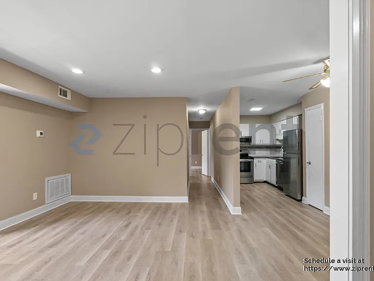 1022 Sandlin Pl #D — Photo 3
