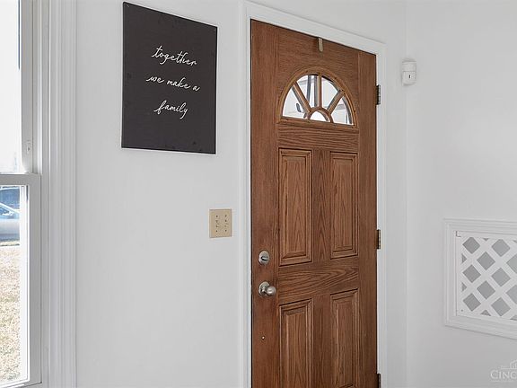 5th image of 5928 Fairdale Dr