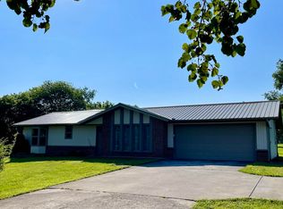 1921 Arrowhead Dr, Sevierville, TN 37876