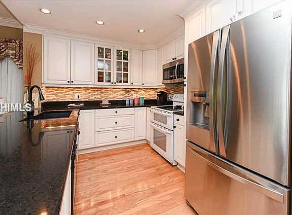 4th image of 247 S Sea Pines Dr APT 1851