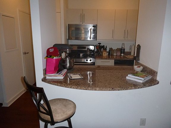 4th image of 225 S 18th St Unit 1617