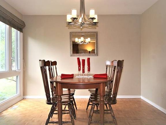 5th image of 130 Withrow Ave #1A