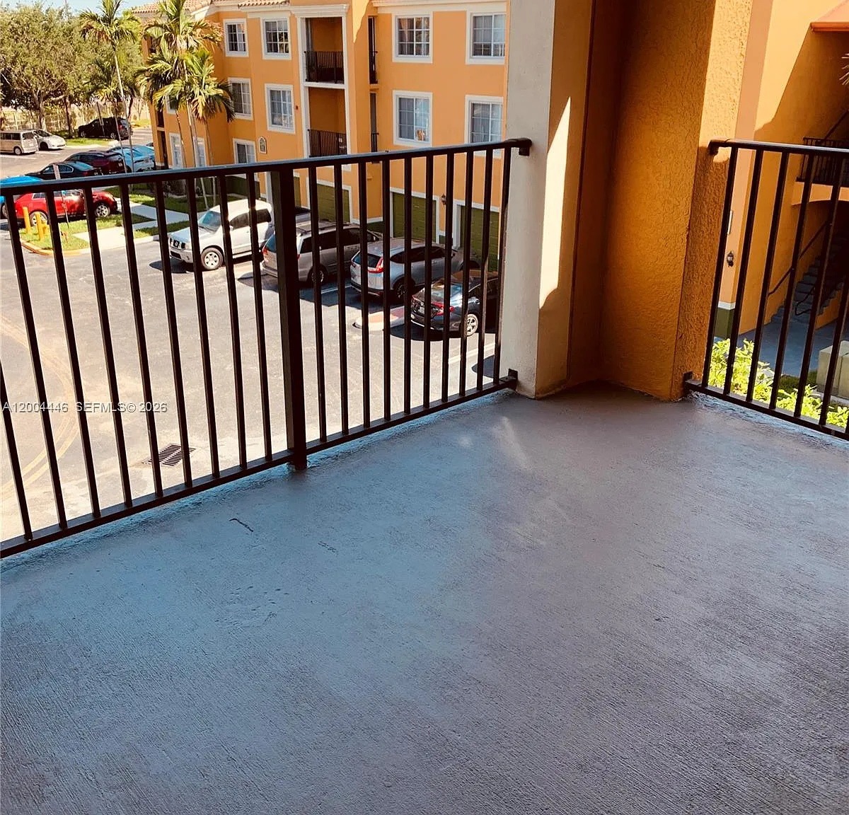 2 bed, 950 sqft, $2,350 — Photo 1
