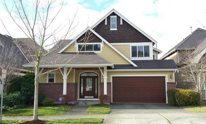 1st image of 2573 34th Ave NE