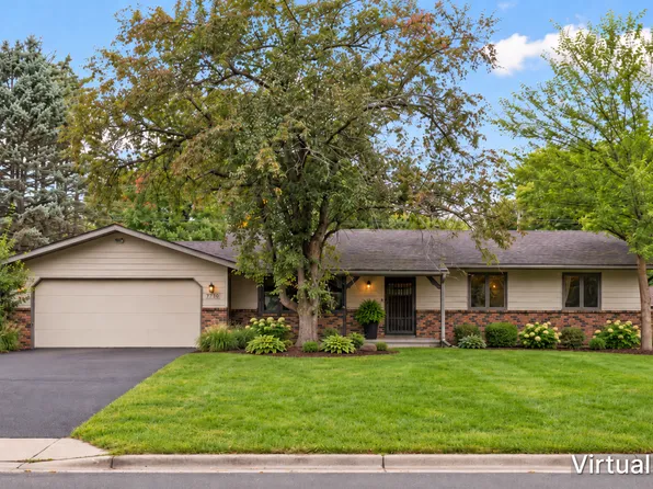 7730 Bona Rd, Mounds View, MN 55112