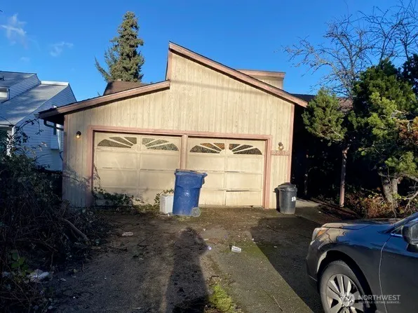 3611 Shelby Road, Lynnwood, WA 98087