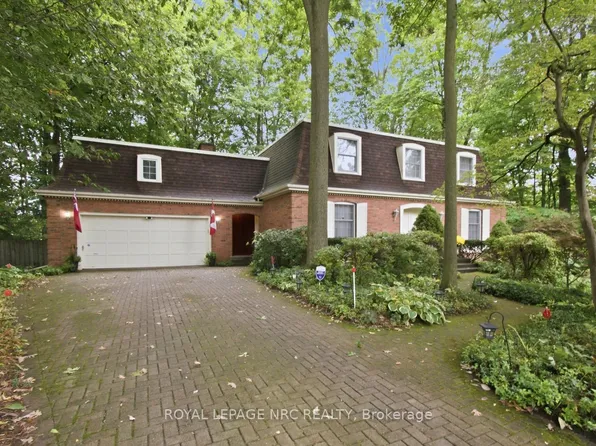 53 Stella St, Pelham, ON L0S 1E7