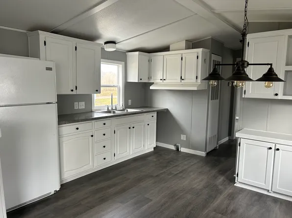 470 Jones Rd, Hagerstown, IN