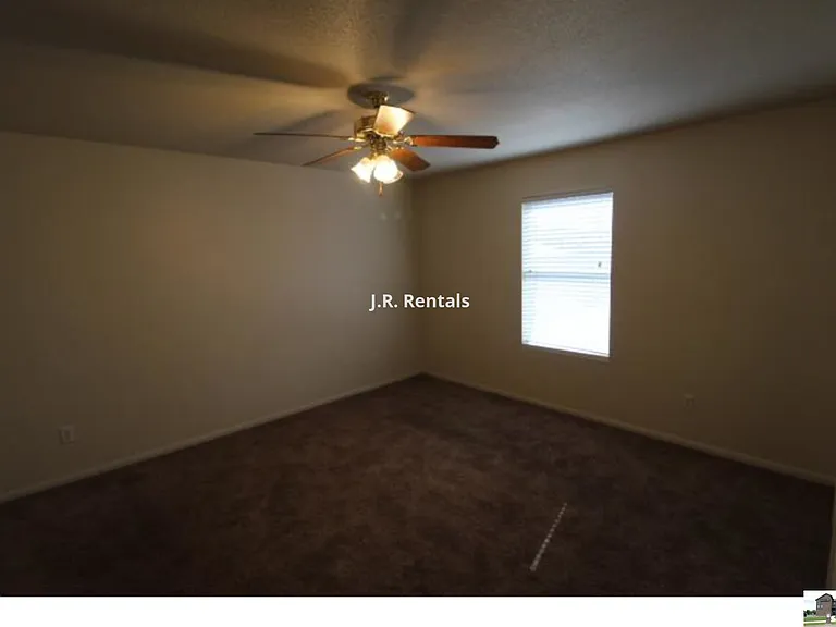 5611 Bertha Dr — Photo 28