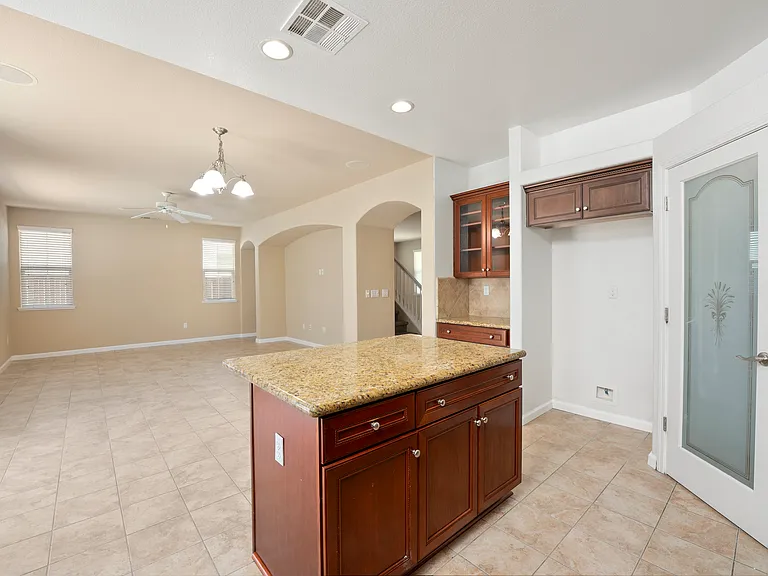 241 Picasso Cir — Photo 7