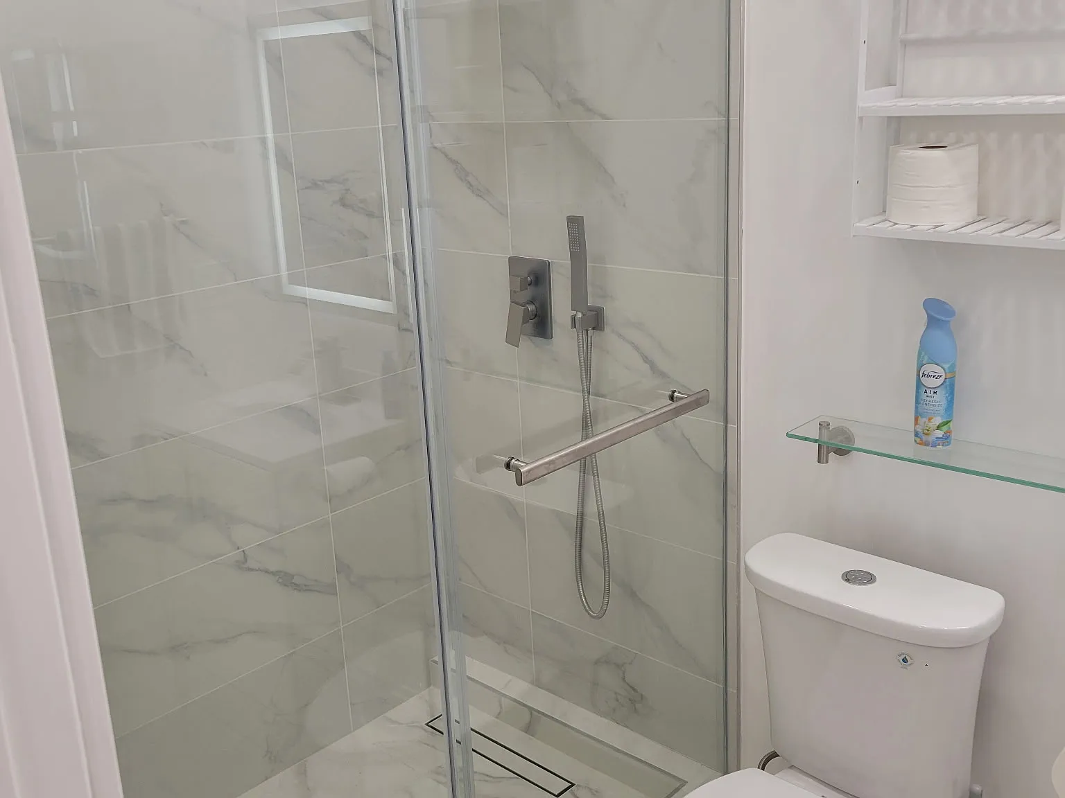 Studio, 380 sqft, $2,000 — Photo 4