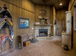 19940 Canterbury St, Stilwell, KS 66085