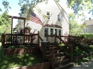 1408 Division St, Manitowoc, WI 54220