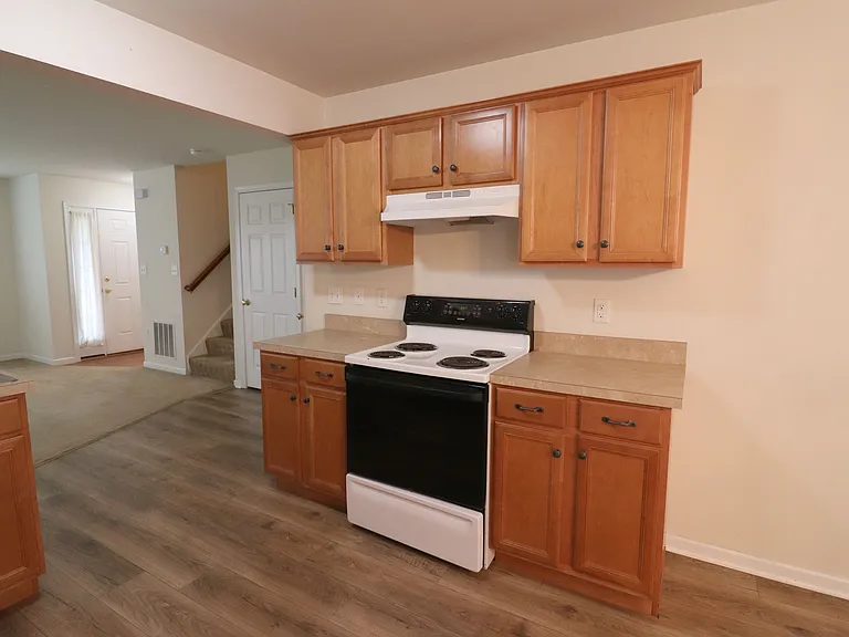 13 Broderick Ct — Photo 10