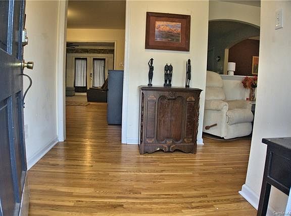 4th image of 5829 Rupert Ln