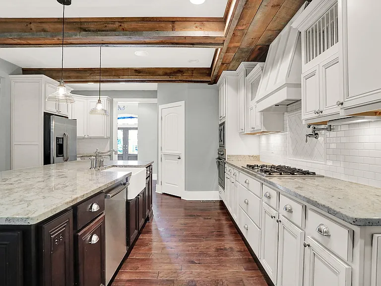 16893 Oak Manor Dr — Photo 12