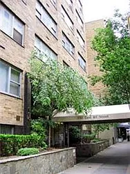 Rented by R New York