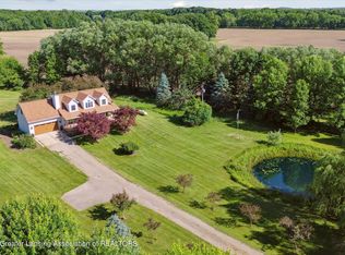 6800 N Maple River Rd, Elsie, MI 48831