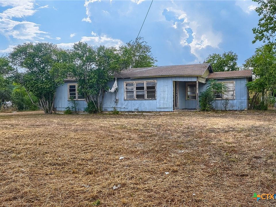 1st image of 2212 Hunter Rd