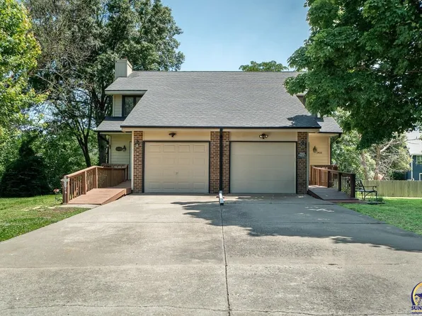 3424 SE Walnut Dr, Topeka, KS 66605