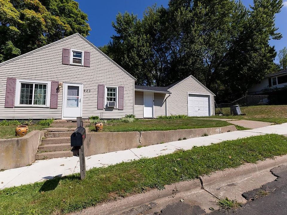 1st image of 802 AUGUSTA AVENUE