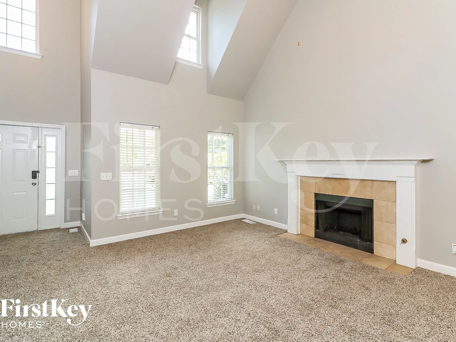 3 bed, 2.5 bath, 1661 sqft, $2,445 — Photo 3