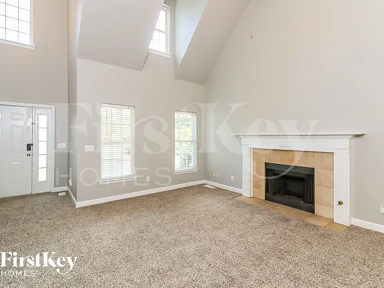 2630 Argo Dr SE — Photo 3