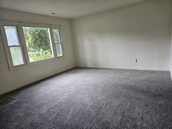 2nd image of 9815 Luscombe Ln