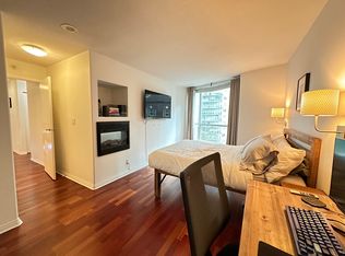 1328 W Pender St #901, Vancouver, BC V6E4S9