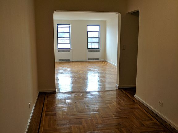 3rd image of 200 Haven Ave APT 3H