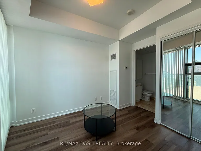 14 York St #4905 — Photo 10